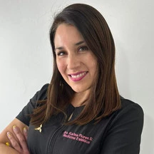 Dra. Karina Flores Rojas, directora médica